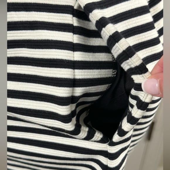 Madewell Black Striped Bistro Skater Dress with Pockets Size 0 - Picture 5 of 7